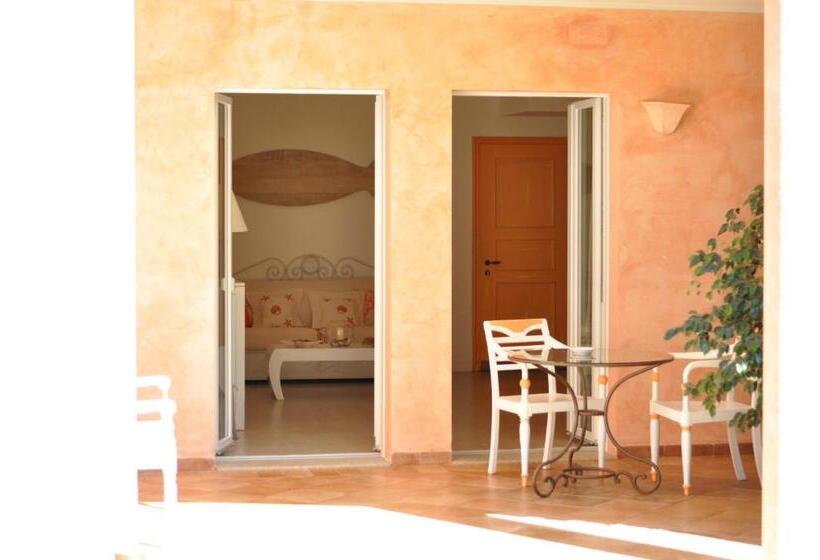 Полулюкс, Cala Caterina