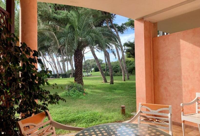 Полулюкс, Cala Caterina