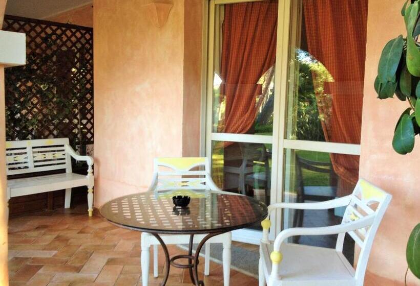 Номер Стандарт Вид на Море, Cala Caterina