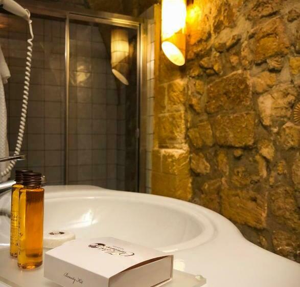 スタンダード４人部屋, Carmine