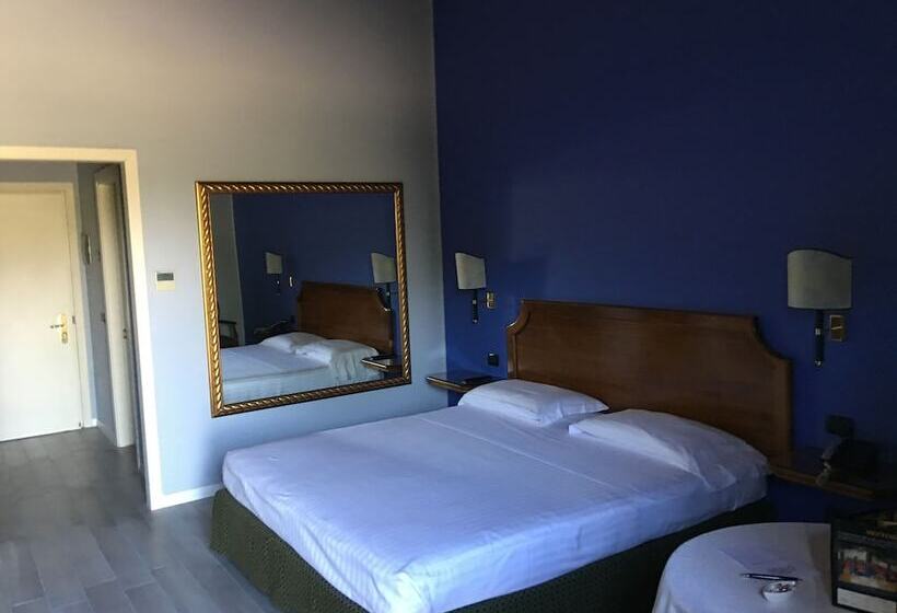 行政套房, Don Carlo