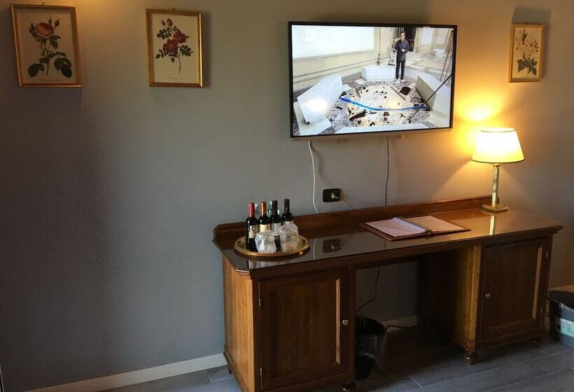 行政套房, Don Carlo