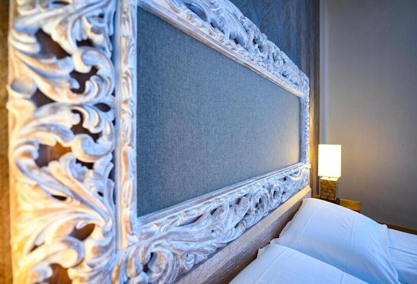 חדר סטנדרט לארבעה, Flaminia