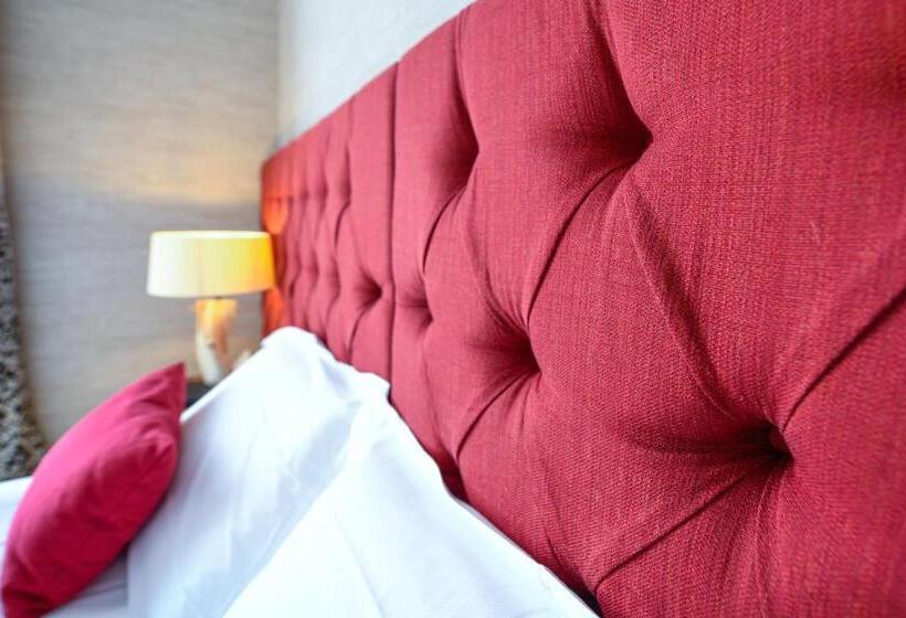 חדר דלוקס נוף לאגם, Flaminia