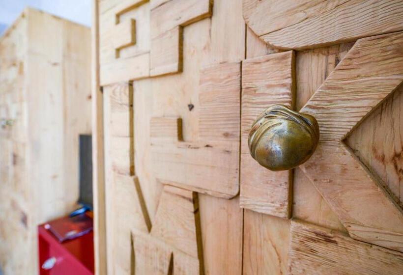 חדר דלוקס נוף לאגם, Flaminia