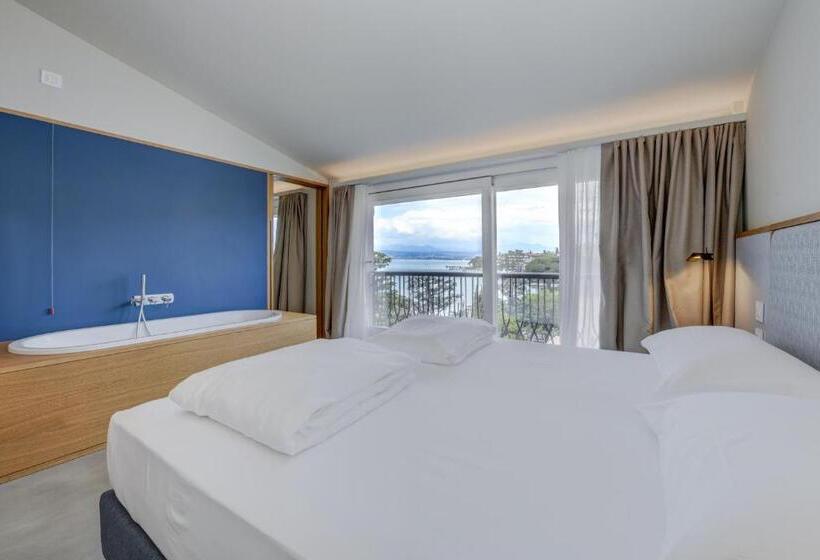 סוויטת ג'וניור משפחתית, Flaminia