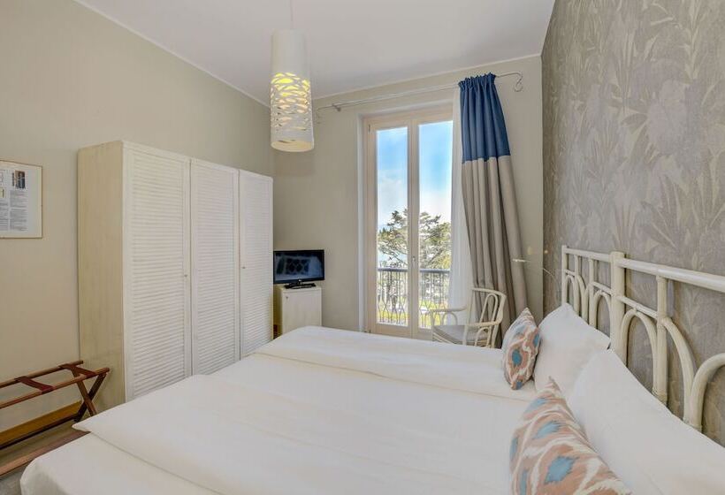 חדר סטנדרט, Flaminia