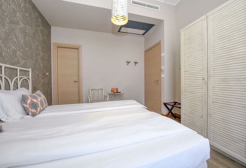 חדר סטנדרט, Flaminia