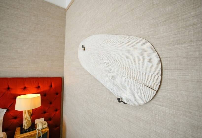 חדר דלוקס נוף לאגם, Flaminia