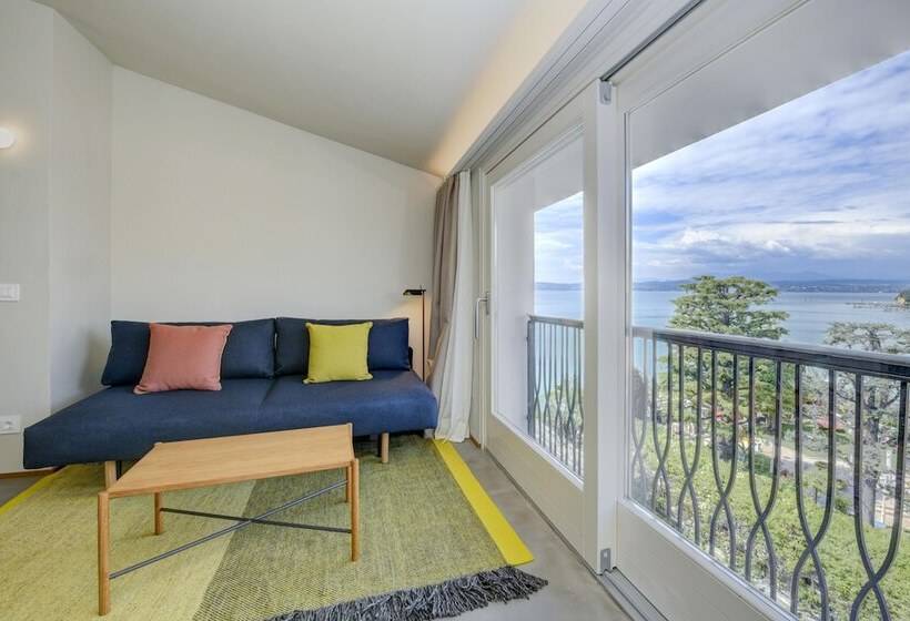 סוויטת ג'וניור משפחתית, Flaminia