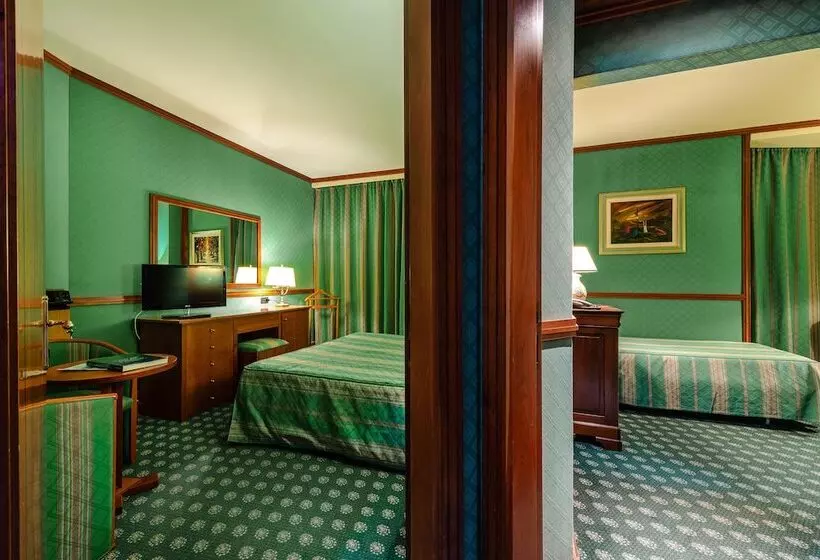 スタンダード４人部屋, Grand Hotel Duca D Este