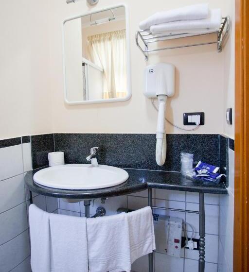 标准间, Hermitage Capua