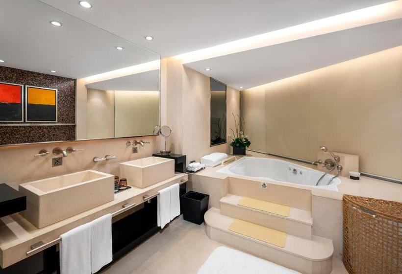 سوئیت پرزیدنت, Jianguo Hotel Guangzhou