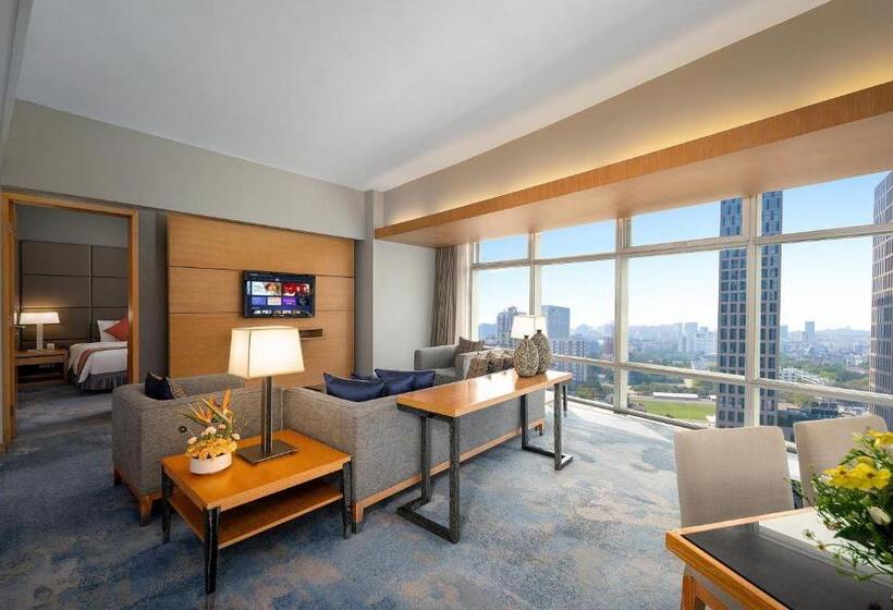 Люкс Повышенной Комфортности, Jianguo Hotel Guangzhou