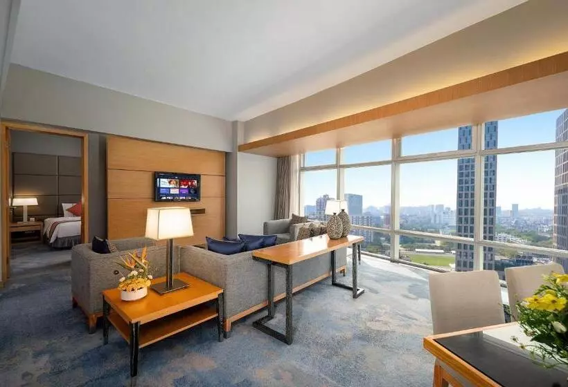 سوییت لوکس, Jianguo Hotel Guangzhou