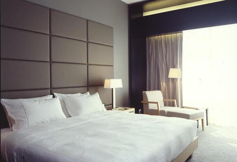 سوییت سوپریور, Jianguo Hotel Guangzhou