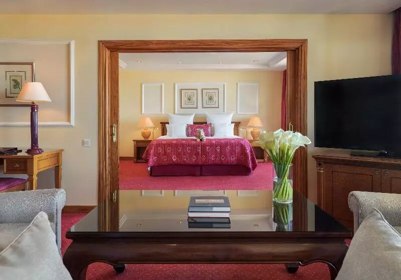اتاق سوپریور, Jianguo Hotel Guangzhou