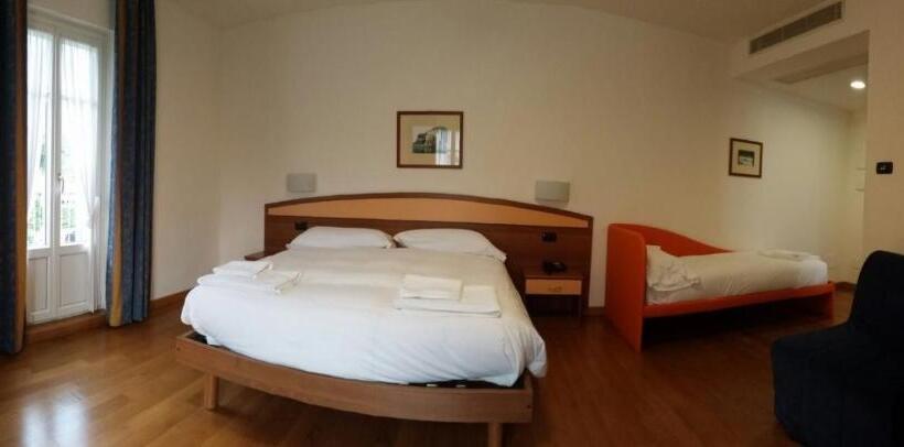 غرفة قياسية ثلاثية, Lario