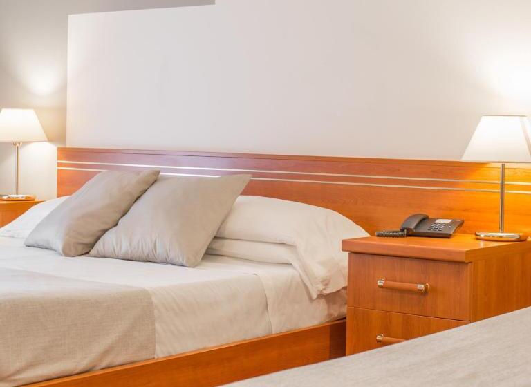 غرفة قياسية, Loano 2 Village