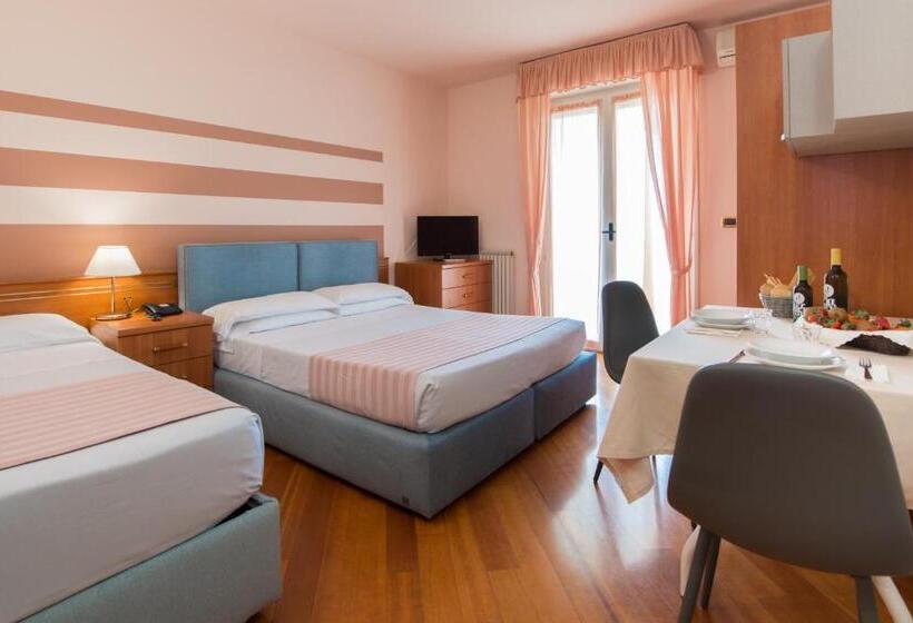 Студия Стандарт, Loano 2 Village