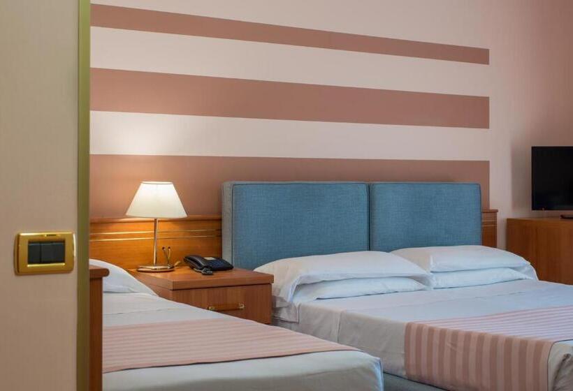 إستوديو قياسى, Loano 2 Village