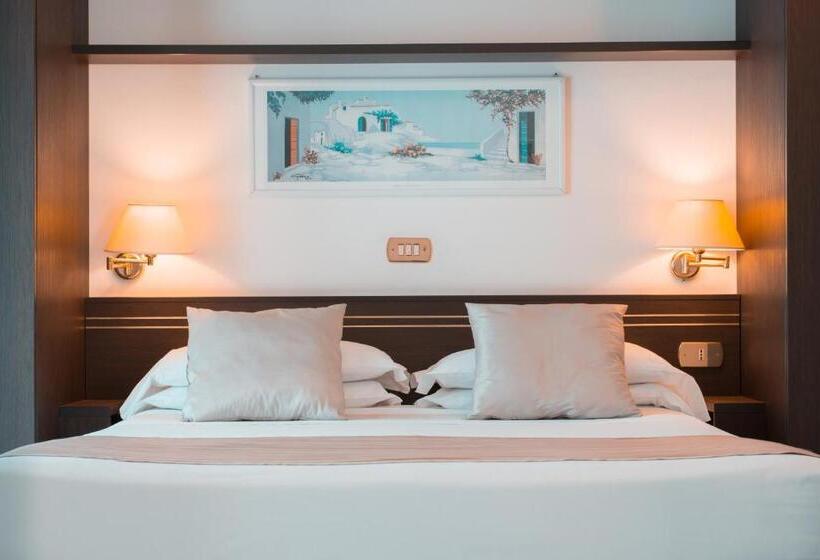 شقة غرفة واحدة, Loano 2 Village