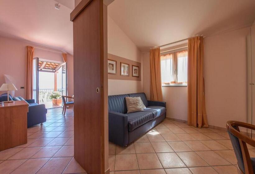 شقة غرفتين, Loano 2 Village