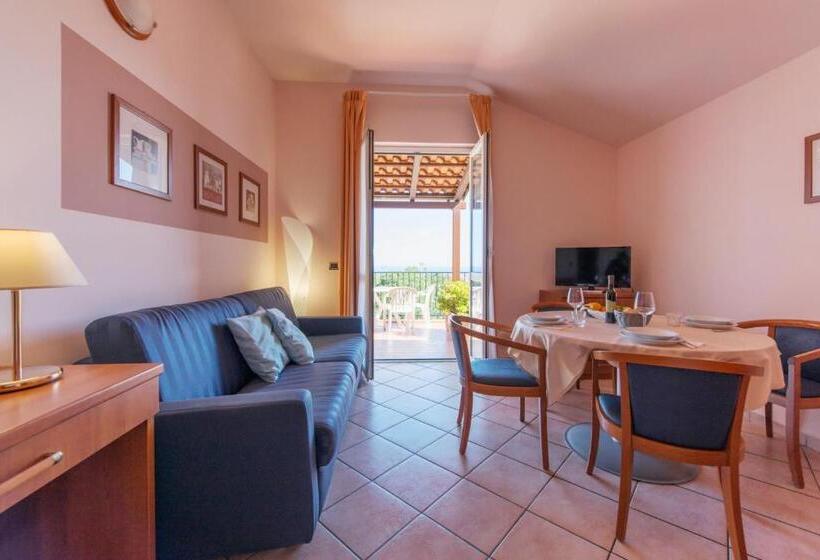 شقة غرفتين, Loano 2 Village