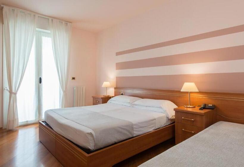 غرفة قياسية, Loano 2 Village