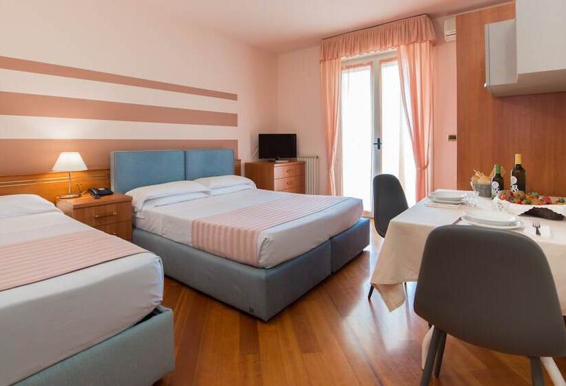 إستوديو قياسى, Loano 2 Village