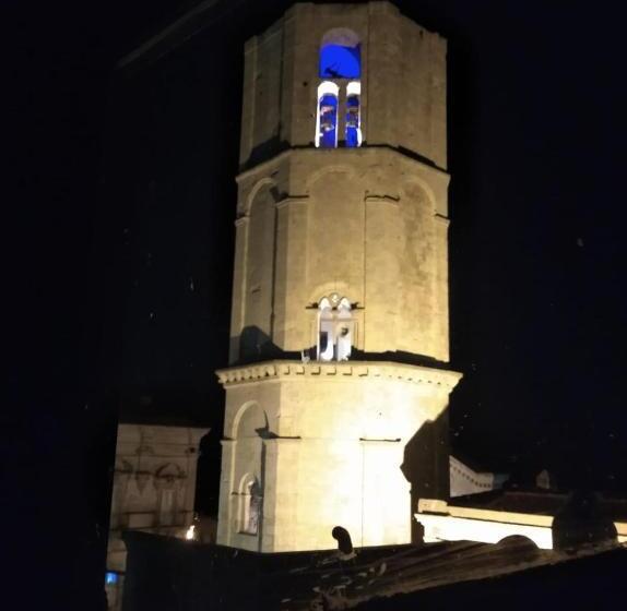 スタンダードシングルルーム, B&b Michael