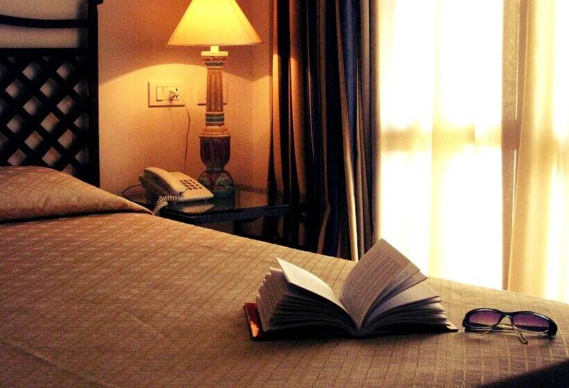 Люкс, Monti Di Mola