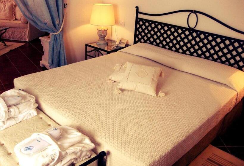 Люкс, Monti Di Mola