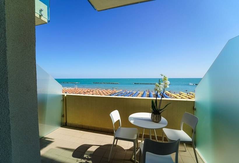 غرفة إدارية ثلاثية, Nautilus Family