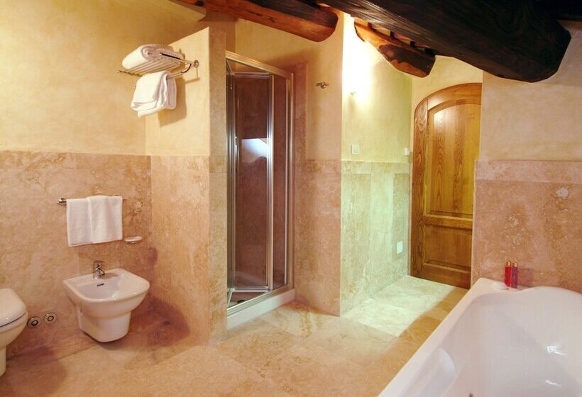 סוויטת ג'וניור, Palazzo San Niccolo & Spa