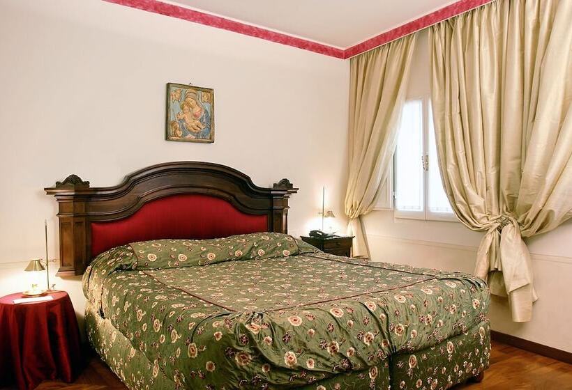 اتاق استاندارد, Residenza D'epoca Campo Regio Relais