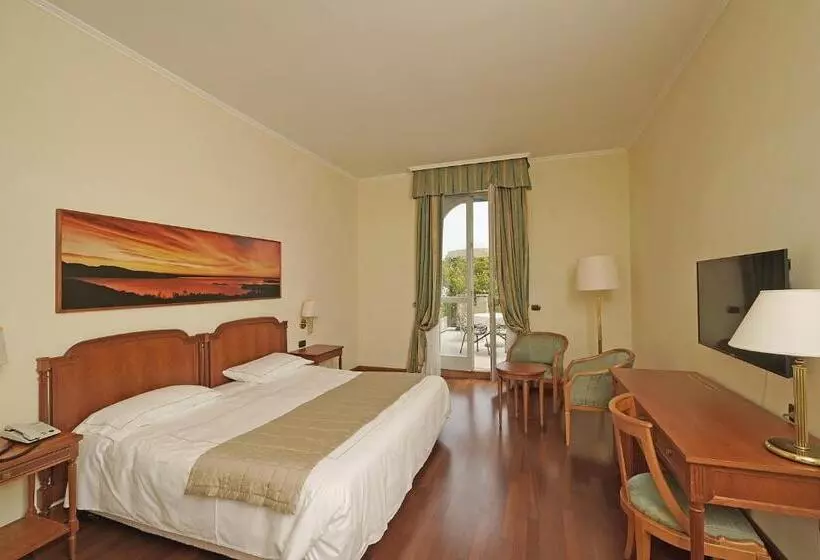 Camera Standard Letto King, Savoy Palace