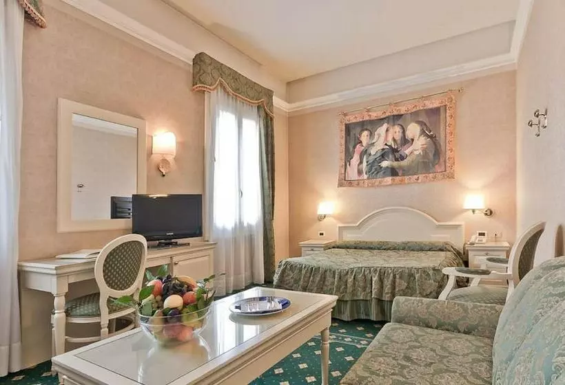 コンフォートルーム, Terme Roma