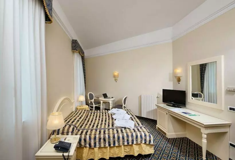 コンフォートルーム, Terme Roma
