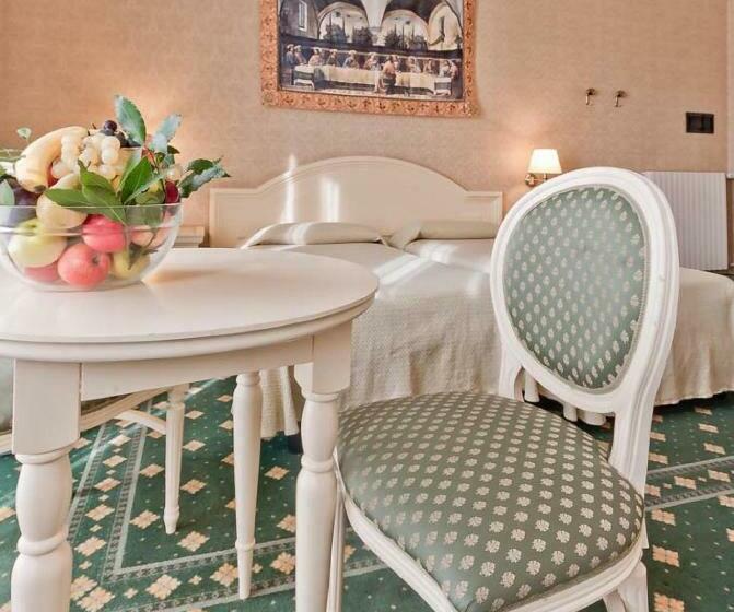 חדר סטנדרט לשלושה, Terme Roma