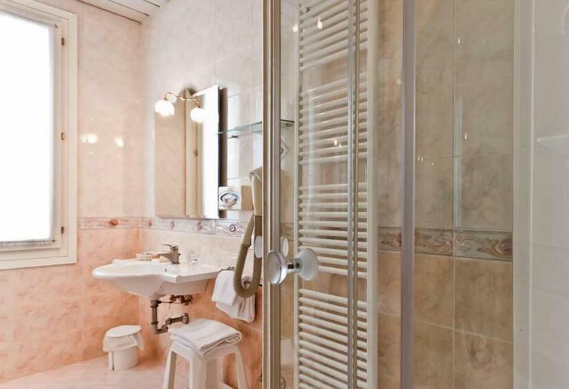 חדר סטנדרט יחיד, Terme Roma