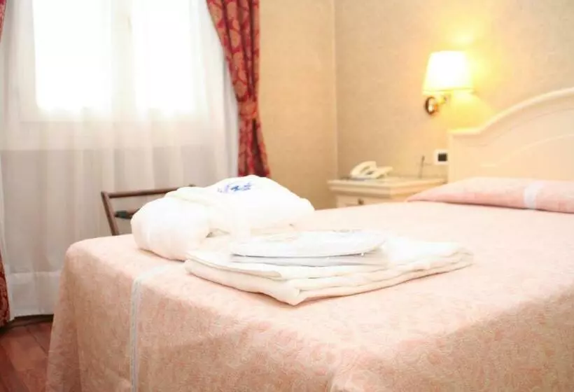 スタンダードシングルルーム, Terme Roma