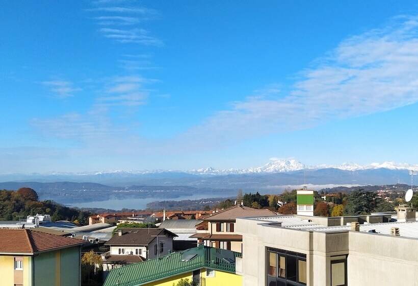 اتاق سوپریور سه تخته, Ungheria Varese 1946