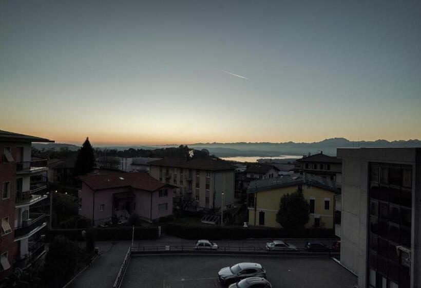 اتاق سوپریور سه تخته, Ungheria Varese 1946