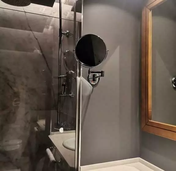 اتاق استاندارد یک نفره, Versatile