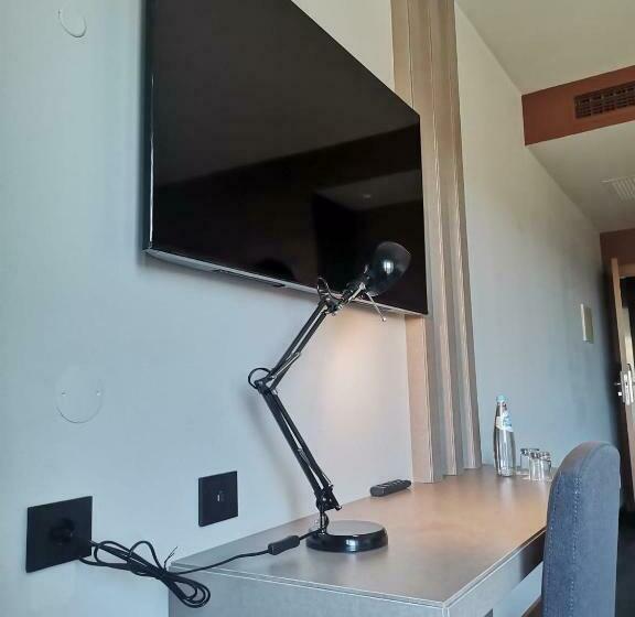 سوییت, Versatile