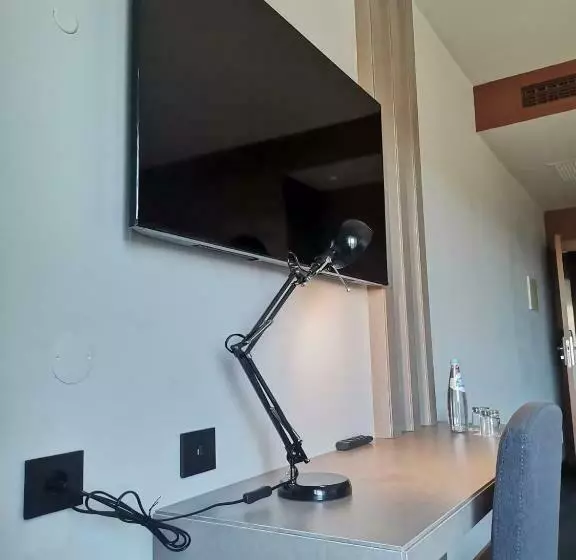 سوییت, Versatile
