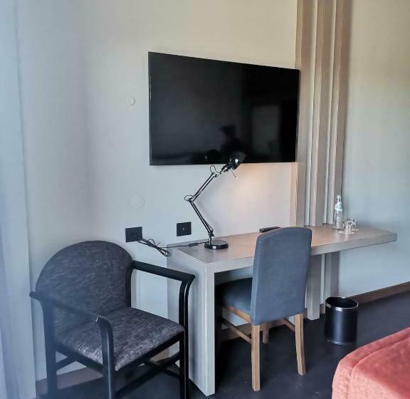 اتاق استاندارد, Versatile