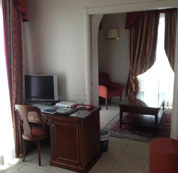 Полулюкс, Villa Savoia