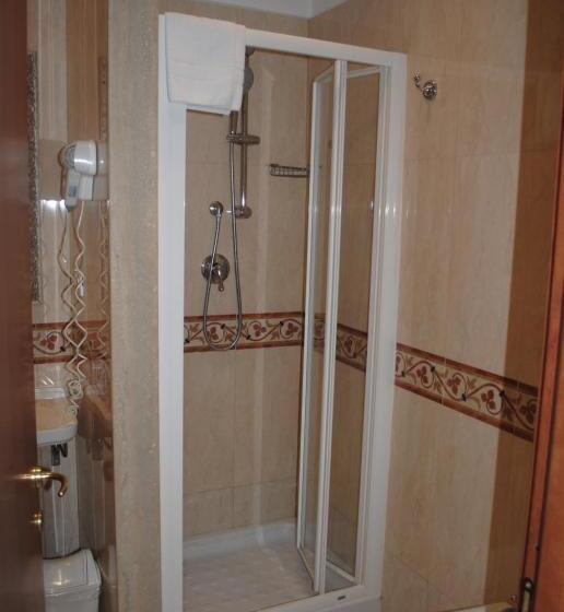 Triple Room Sea View, Villa Tina